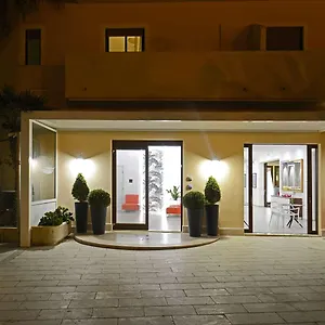 Western Martello Hotel